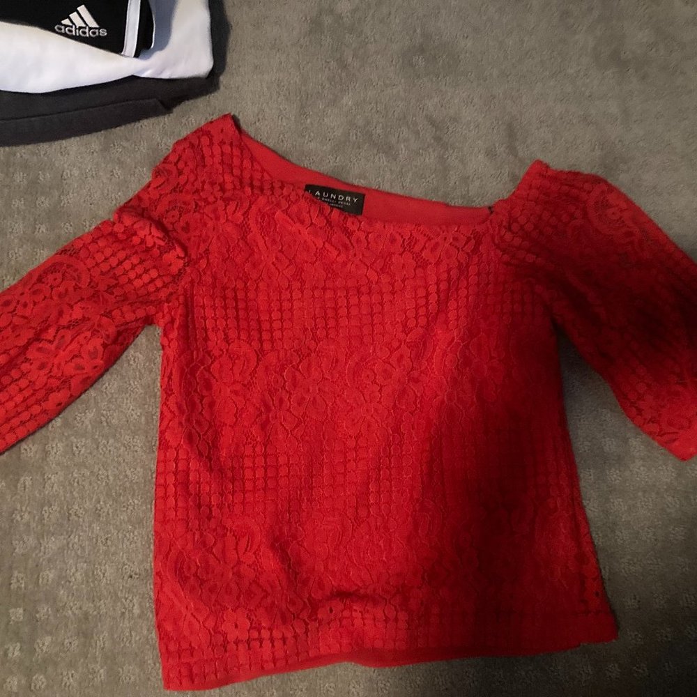 Red Laundry by Shelli Segal lace blouse- size XS- one shoulder